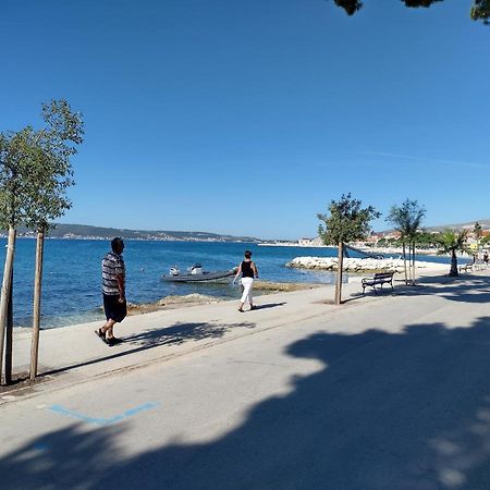 Apartman Figaro Pogled Od Milijun Dolara, 2 Tusa, 2 Wc Kaštela 外观 照片
