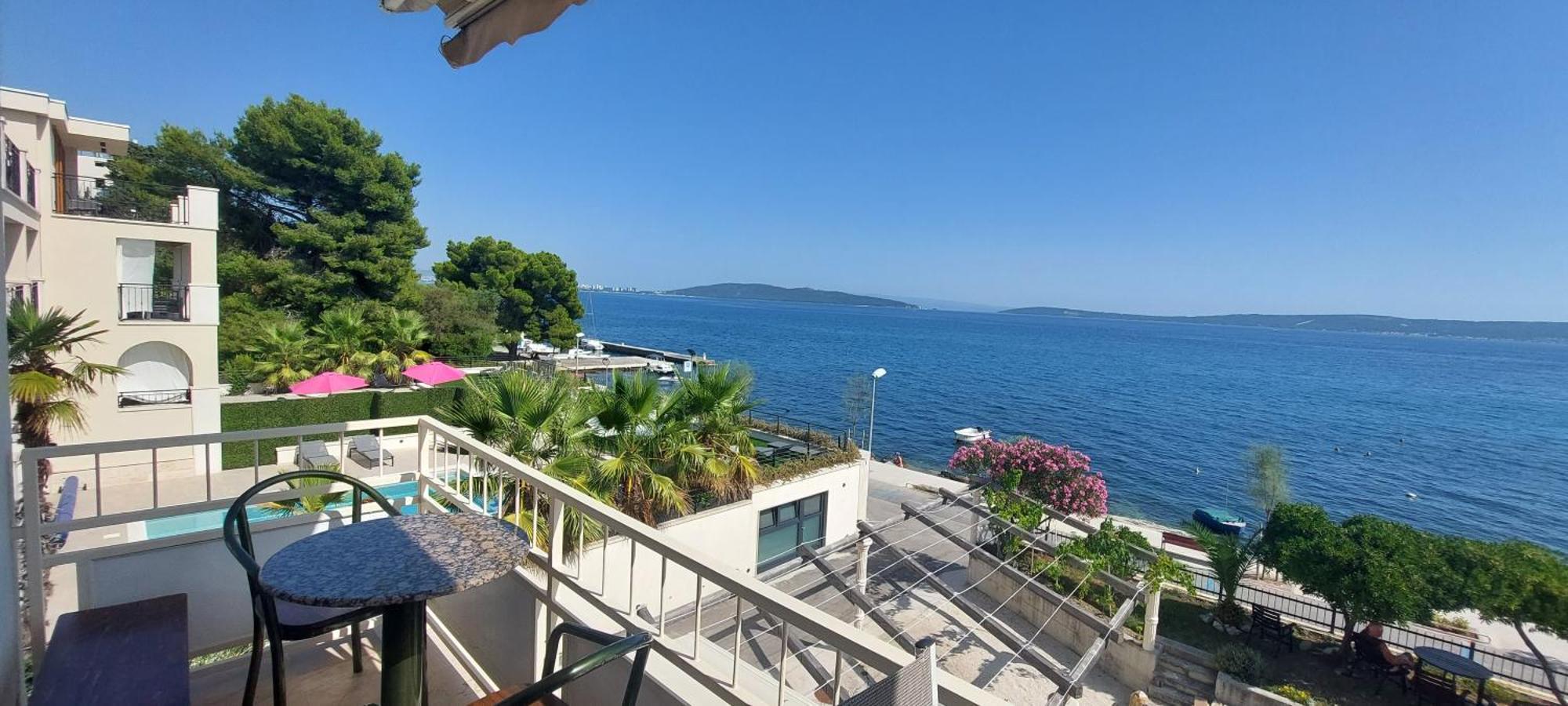 Apartman Figaro Pogled Od Milijun Dolara, 2 Tusa, 2 Wc Kaštela 外观 照片